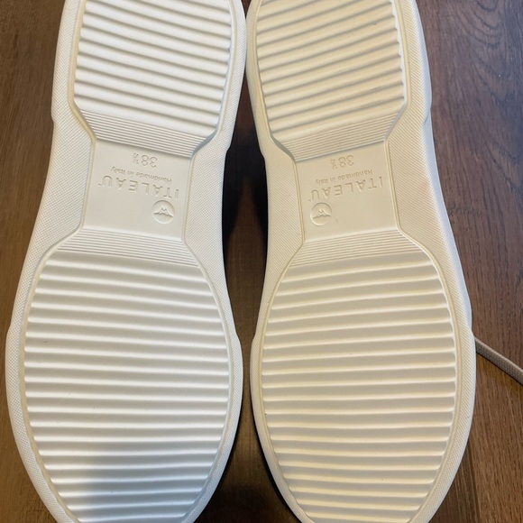 ITALEAU Wedge Suede Sneakers Taupe Size 8.5 says 8 but fits like 8.5.- t - Picture 7 of 9